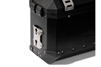 TRAX accessory mount For TRAX side cases. Silver.