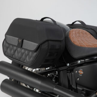 Legend Gear side bag system LH2/LH1 25.5/19.5 l. Softail StrBob (17-), Standard (20-).