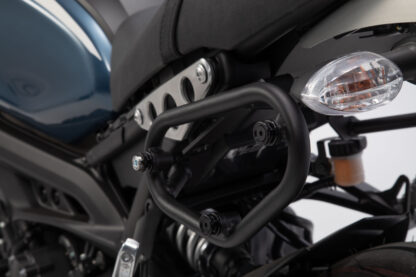 SLC side carrier left Yamaha XSR900 (15-) / Abarth (17-)