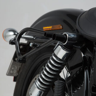 SLC side carrier right Harley Dyna models (09-17).