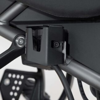 Brake fluid reservoir guard Black. Harley-Davidson Pan America (21-).
