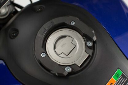 EVO tank ring Black Ducati/ Triumph/ Yamaha 5 screws
