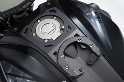 EVO tank ring Black Yamaha MT-07 (18-20)