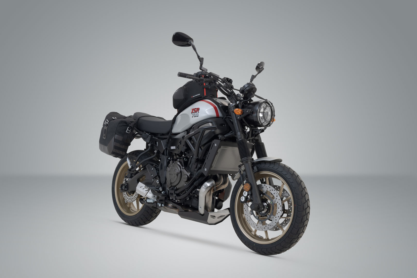 Legend Gear side bag system LC Yamaha XSR700 (15-) / XSR700 XT (19-).