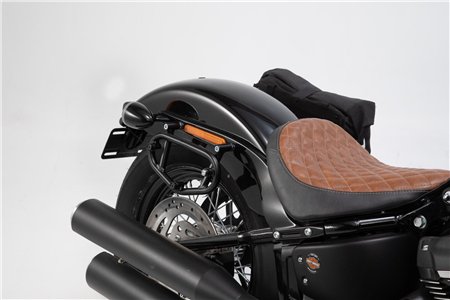 Legend Gear side bag system LC Black Edition Harley Dav. Softail Str. Bob (17-),Standard (20-).