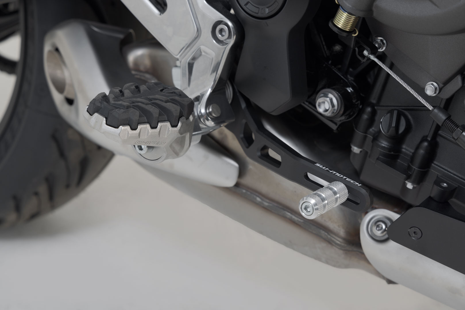 Brake pedal Triumph Tiger 660 (21).
