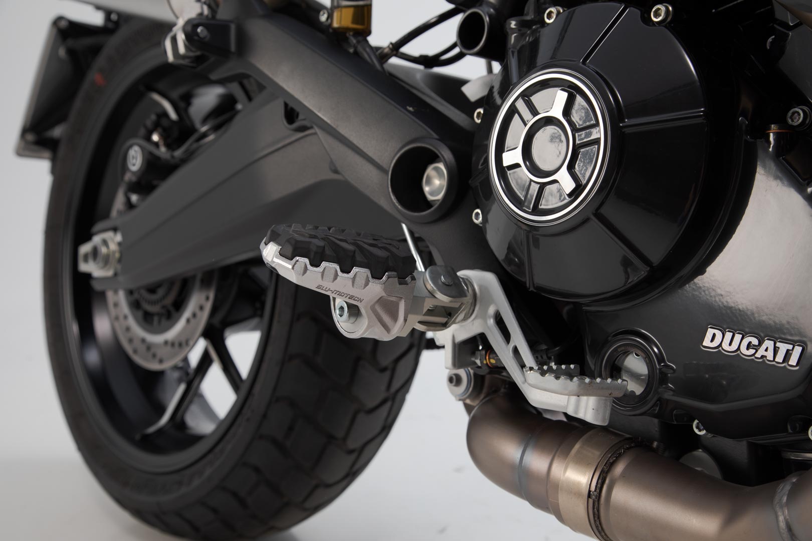 EVO footrest kit Ducati models / Benelli TRK 502 X (18-)