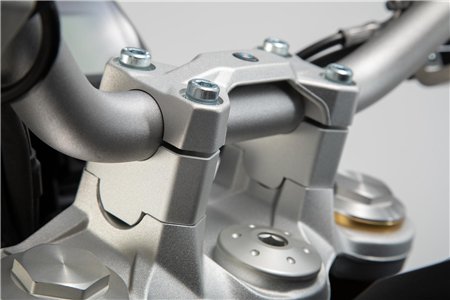 Bar riser H=30 mm. Silver. BMW F 850 GS/Adv, F 900 GS.