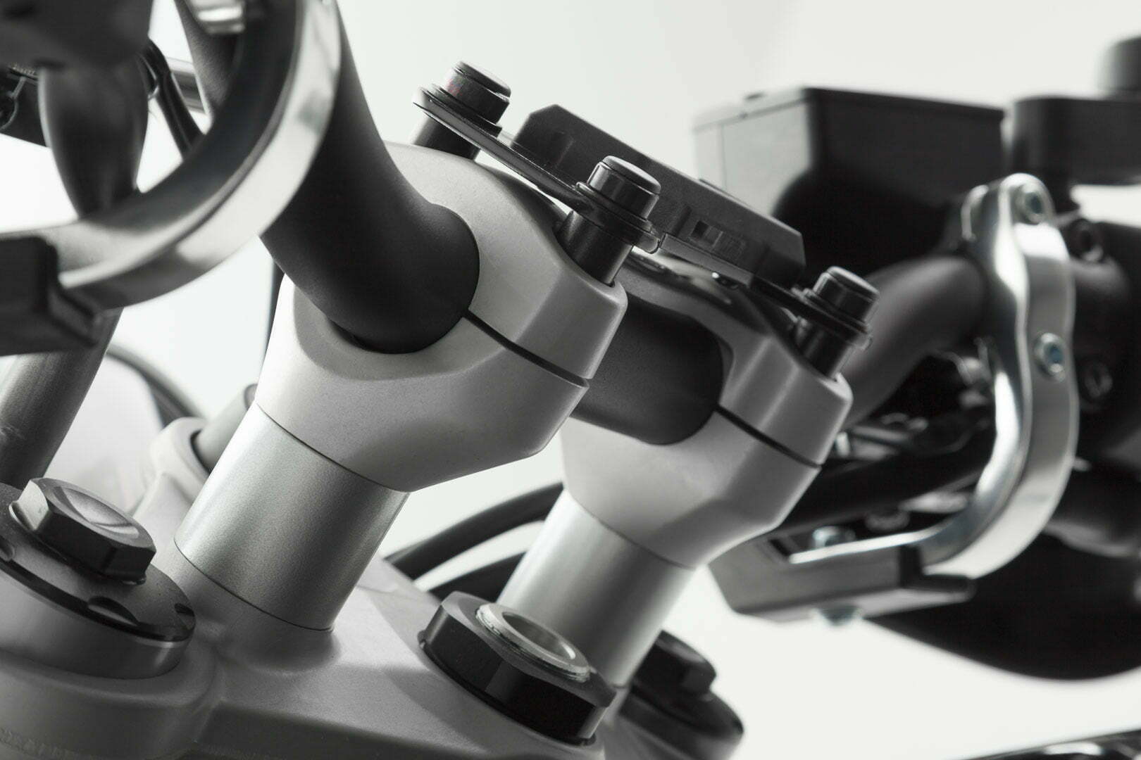 Bar riser H=20 mm Silver Triumph Str Triple 675 (12-16)