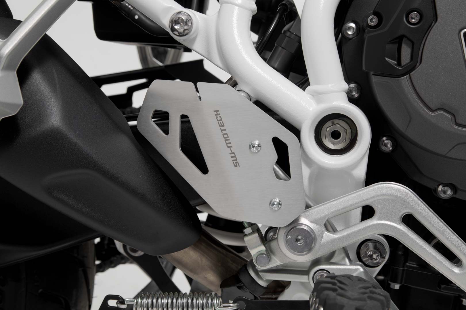 Heel guard right Black. Triumph Tiger 900/GT/Rally/Pro (19-23).